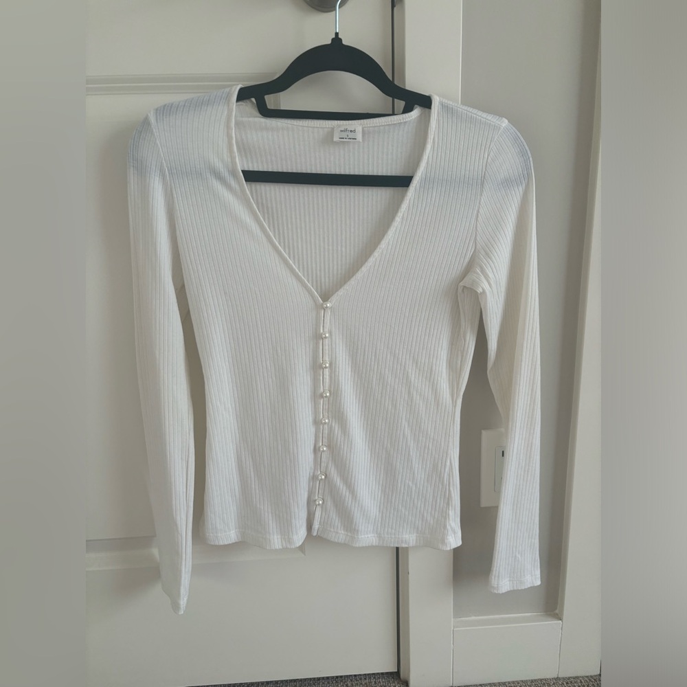 Wilfred Pearl Long Sleeve Top
